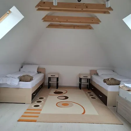 Suncani Vrhovi Lux Planina Golija Villa *
